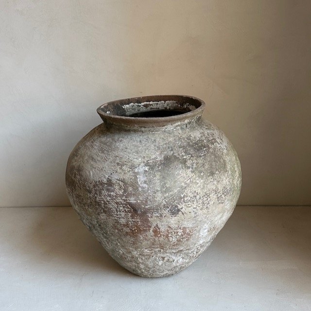 The Corner - Antique water pot N°3 - Pots & Vases