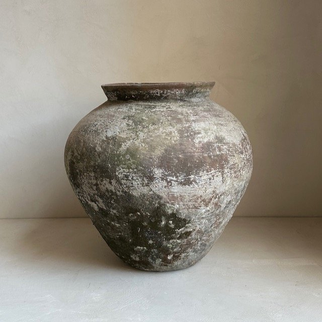 The Corner - Antique water pot N°3 - Pots & Vases