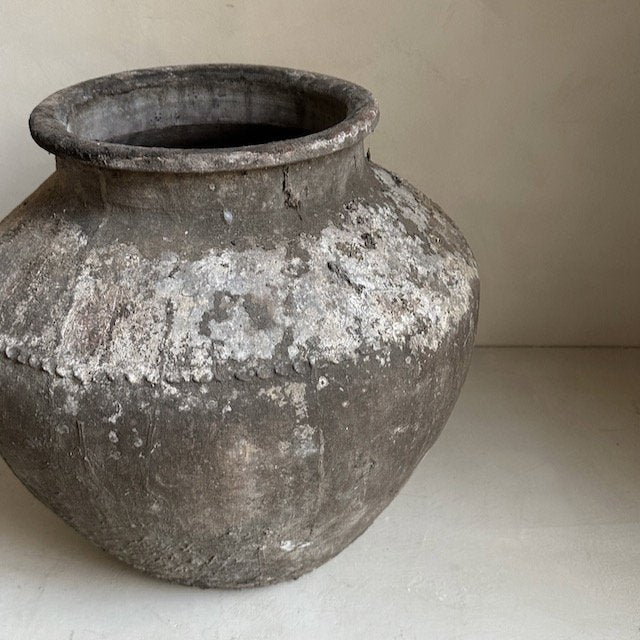 The Corner - Antique water pot N°6 - Pots & Vases