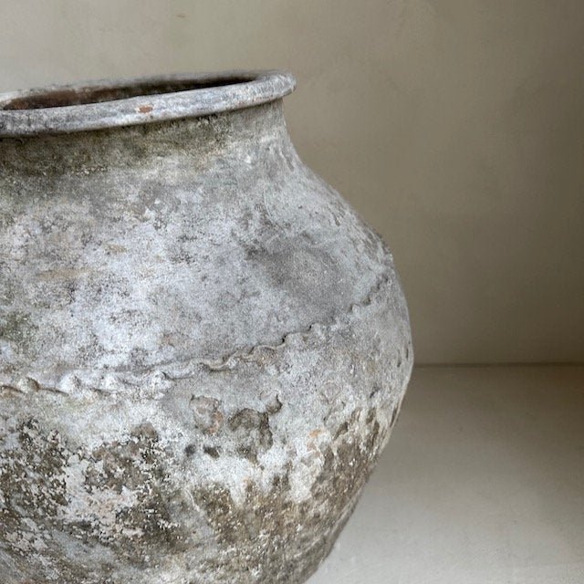 The Corner - Antique water pot N°7 - Pots & Vases