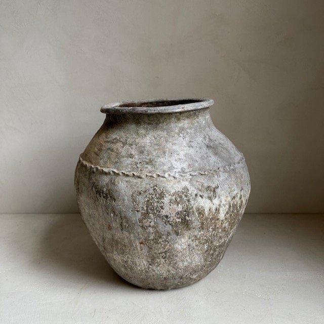 The Corner - Antique water pot N°7 - Pots & Vases