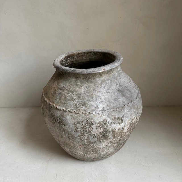 The Corner - Antique water pot N°7 - Pots & Vases