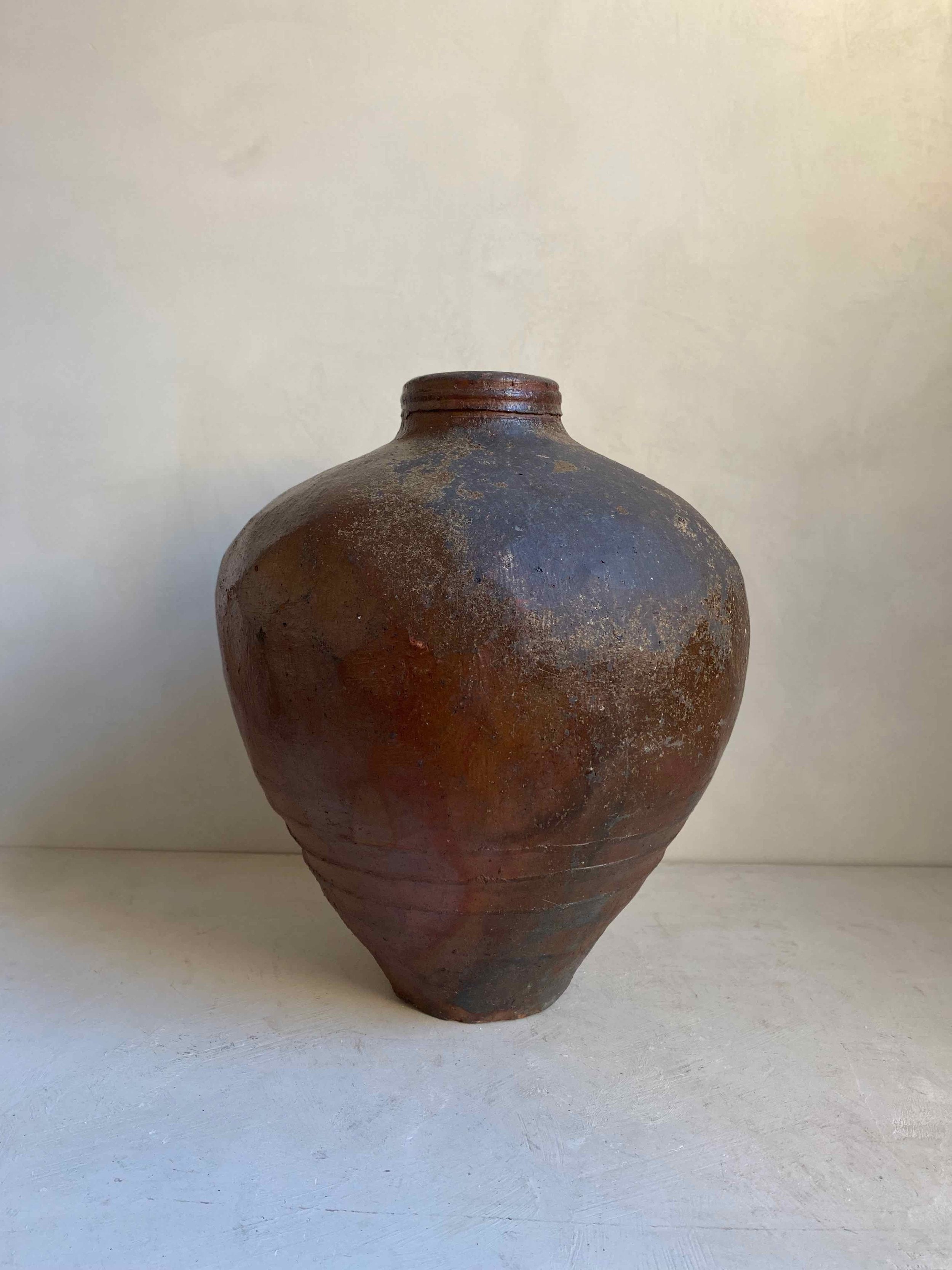 The Corner - Antique water pot XL N°1 - 