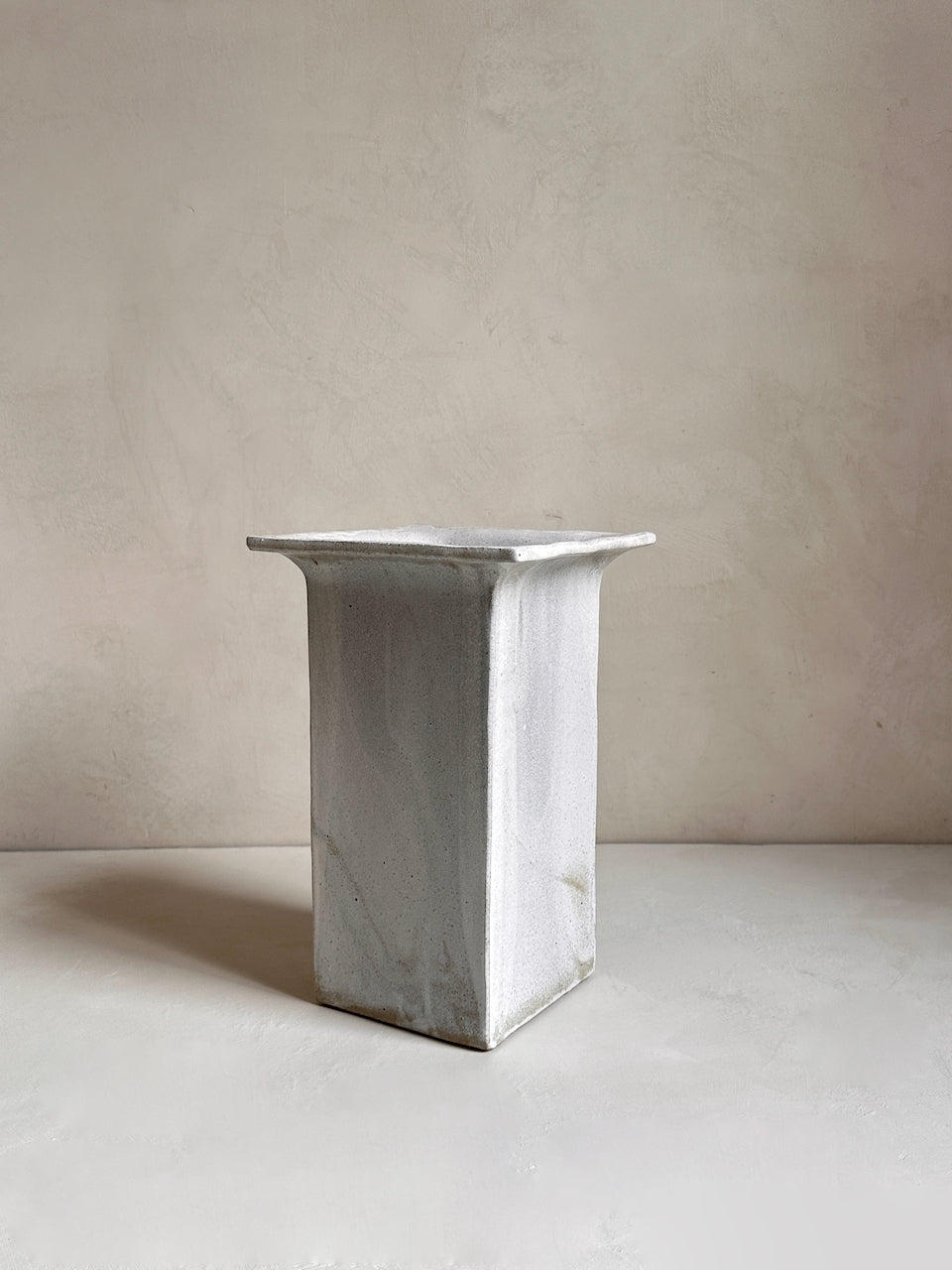 The Corner - APC Square vase N° 1 - Ceramics