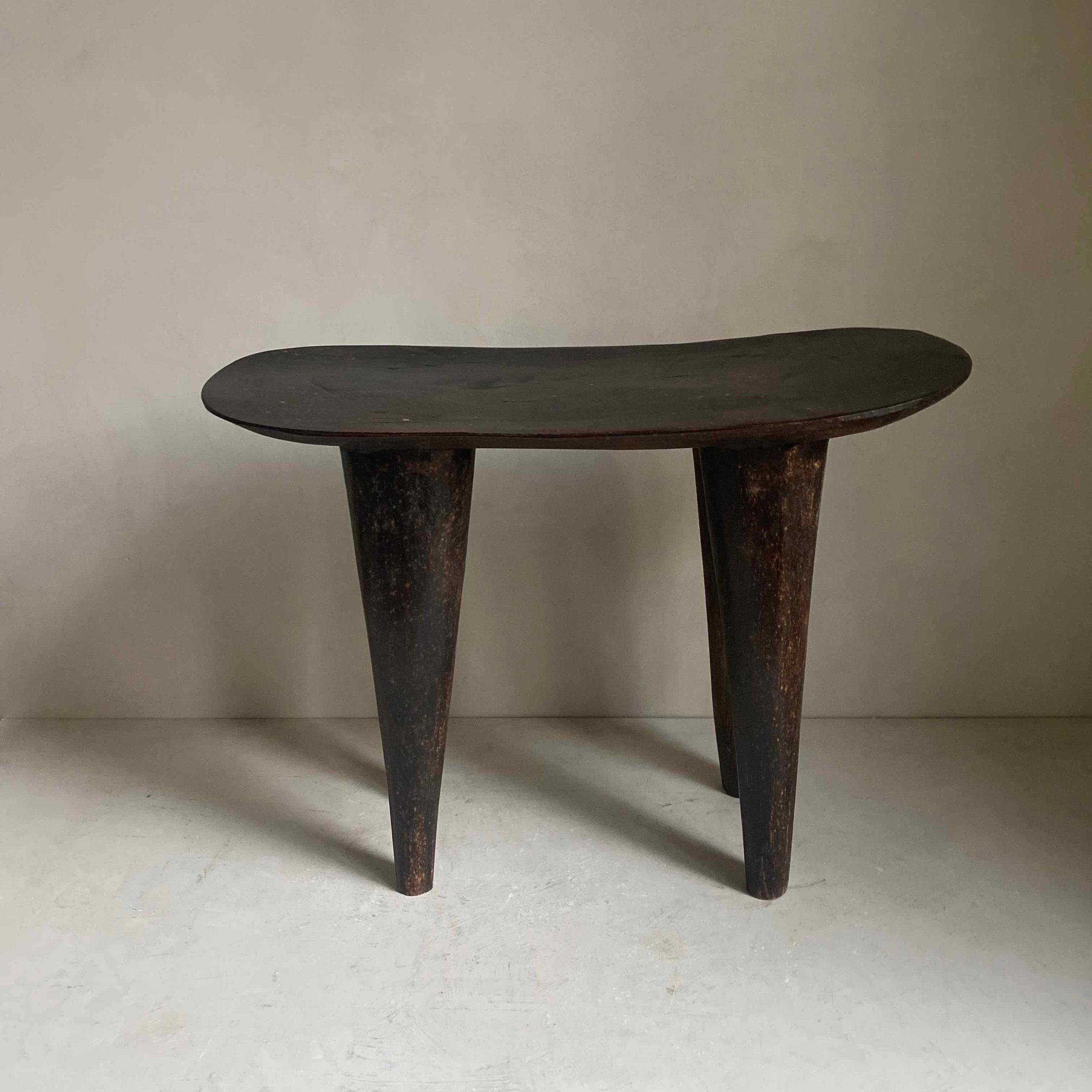 The Corner - Ashanti stool N° 1 - 