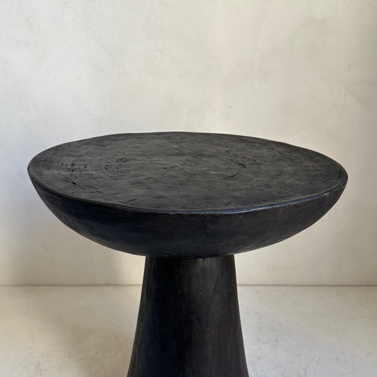 The Corner - Baga table N°4 - African Tables