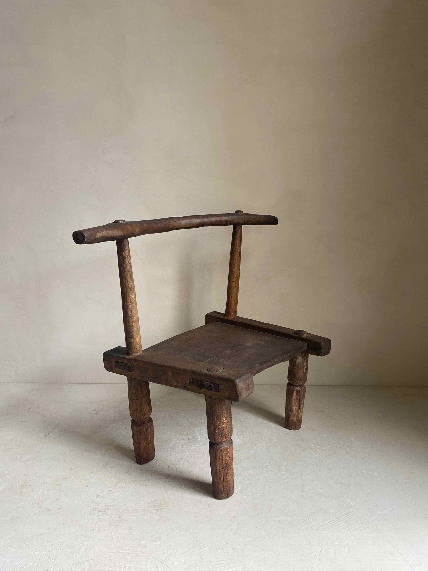 The Corner - Baule chair N° 11 - African Chairs