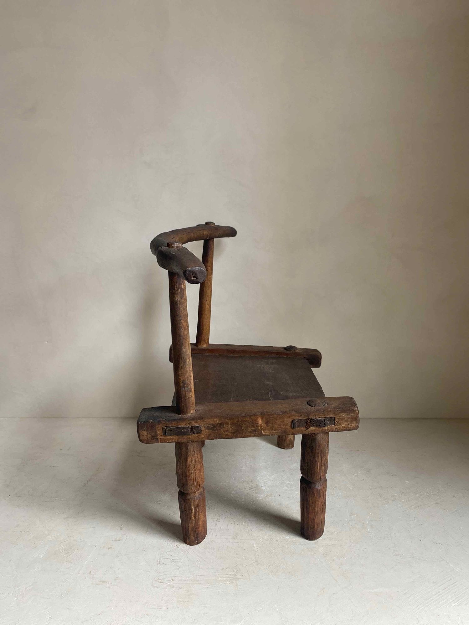 The Corner - Baule chair N° 11 - African Chairs