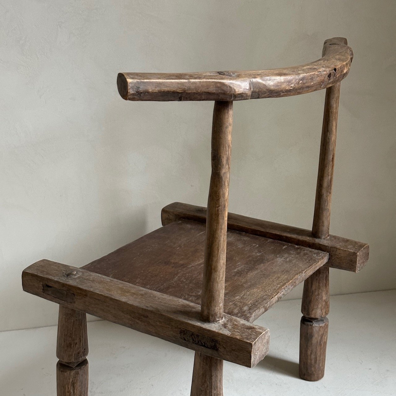 The Corner - Baule Chair N° 18 - African Chairs