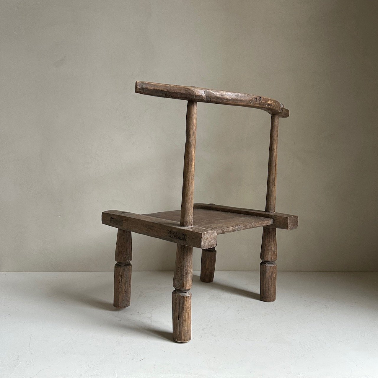 The Corner - Baule Chair N° 18 - African Chairs