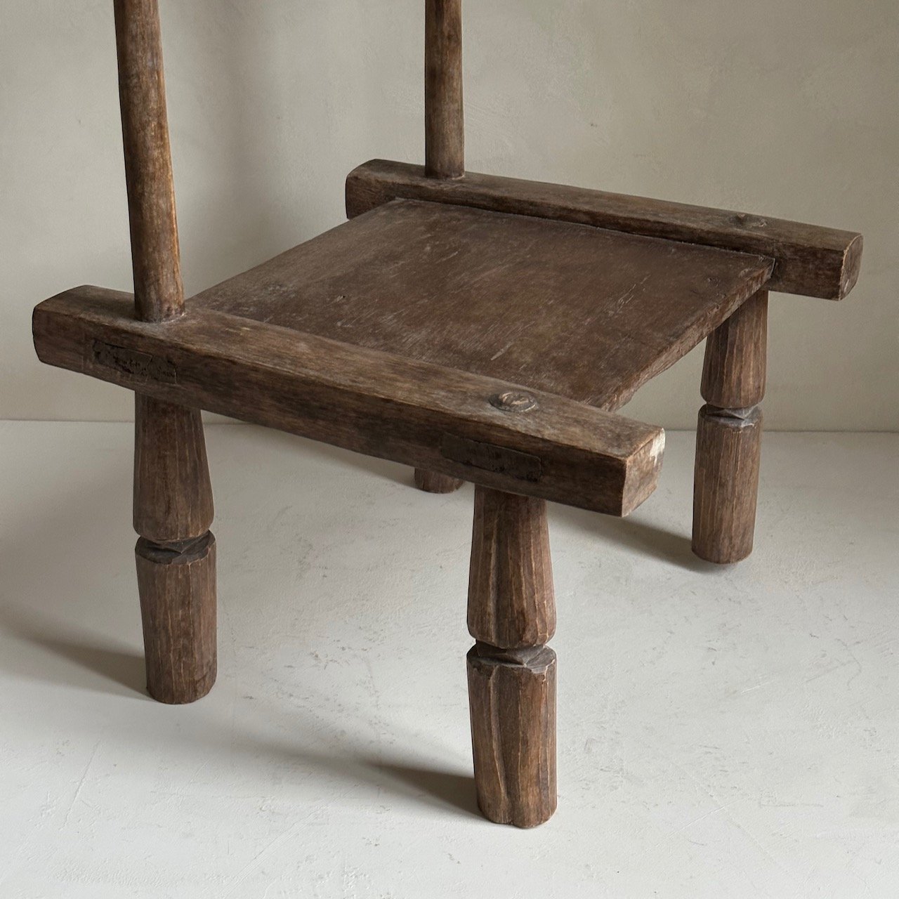The Corner - Baule Chair N° 18 - African Chairs