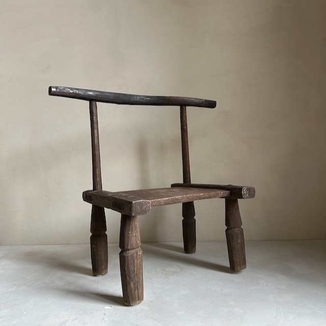 The Corner - Baulé chair N° 35 - African Chairs