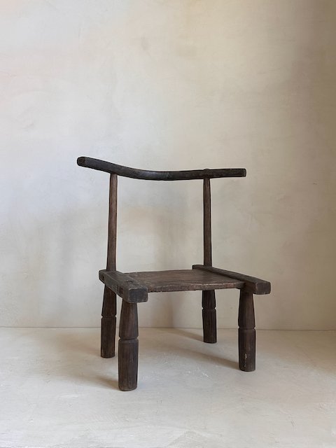 The Corner - Baule Chair N° 37 - African Chairs