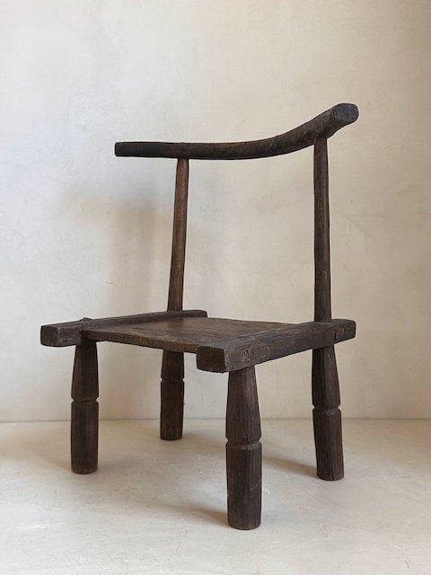 The Corner - Baule Chair N° 37 - African Chairs