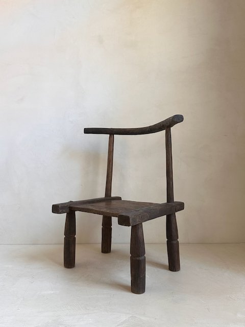 The Corner - Baule Chair N° 37 - African Chairs