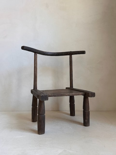 The Corner - Baule Chair N° 37 - African Chairs