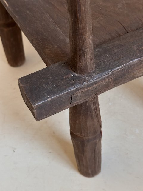 The Corner - Baule Chair N° 40 - African Chairs