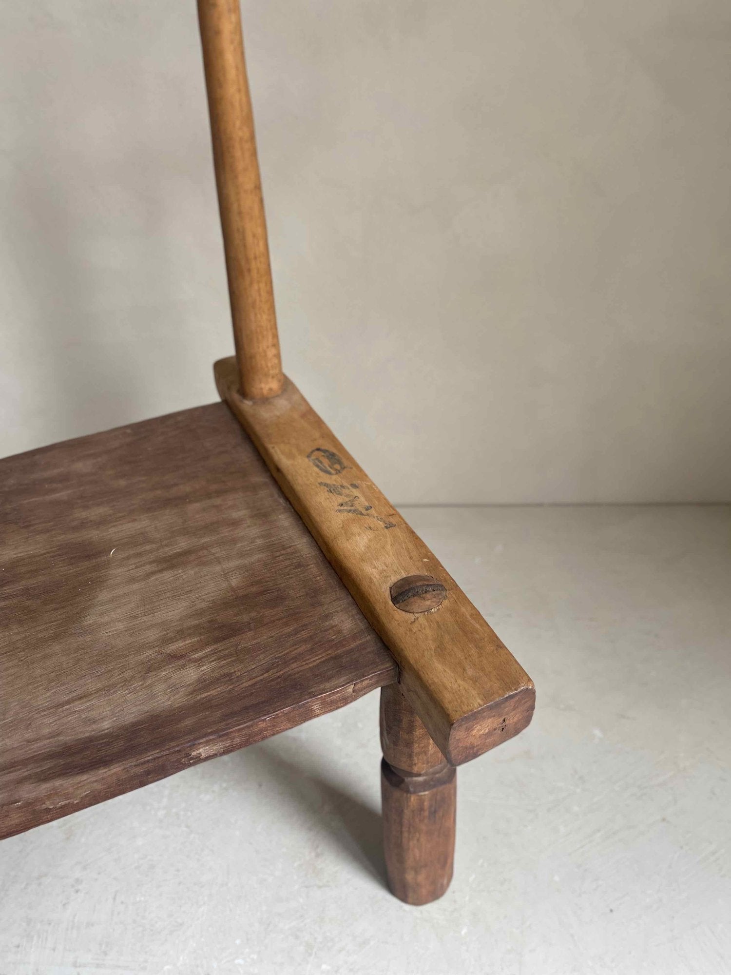 The Corner - Baule Chair N° 5 - African Chairs