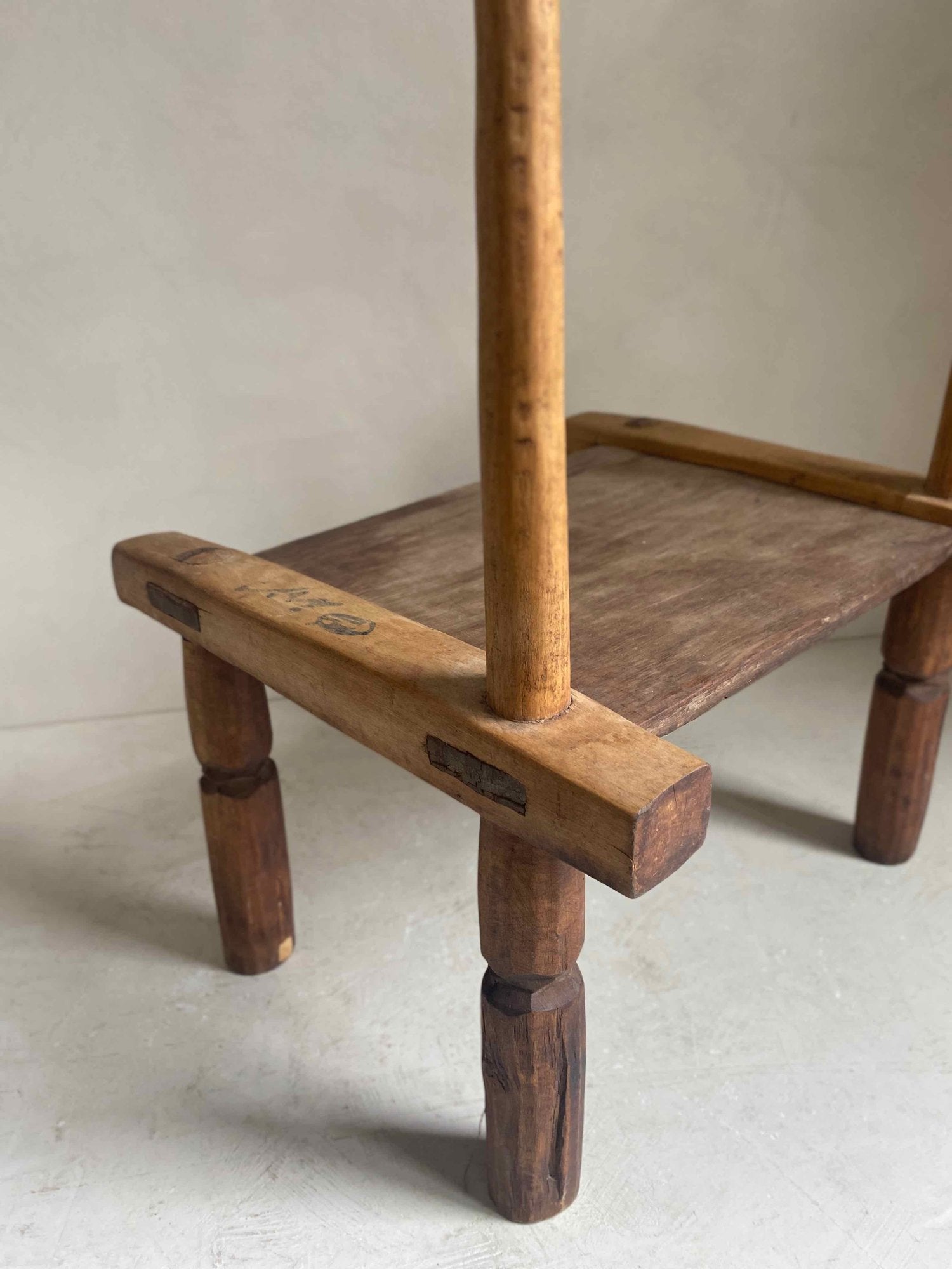 The Corner - Baule Chair N° 5 - African Chairs