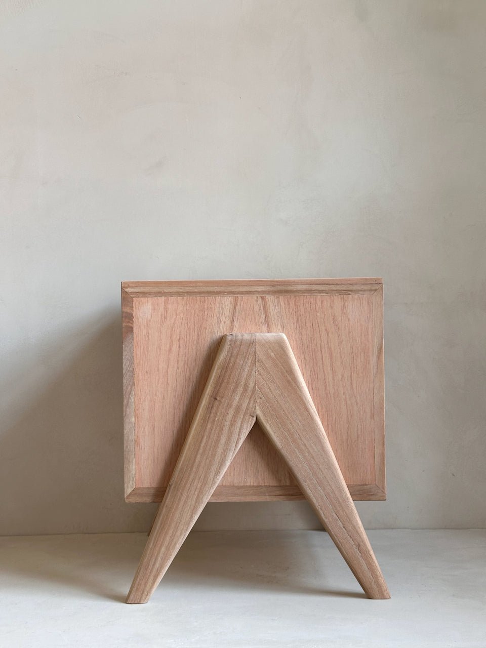 The Corner - Bedside table N° 1 - Side Tables & Stools