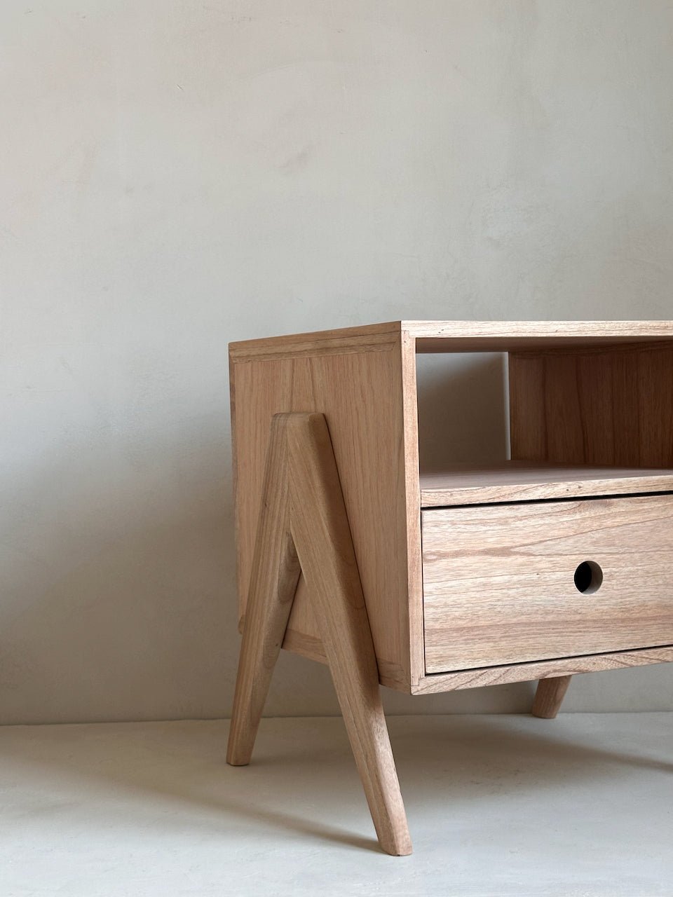 The Corner - Bedside table N° 1 - Side Tables & Stools