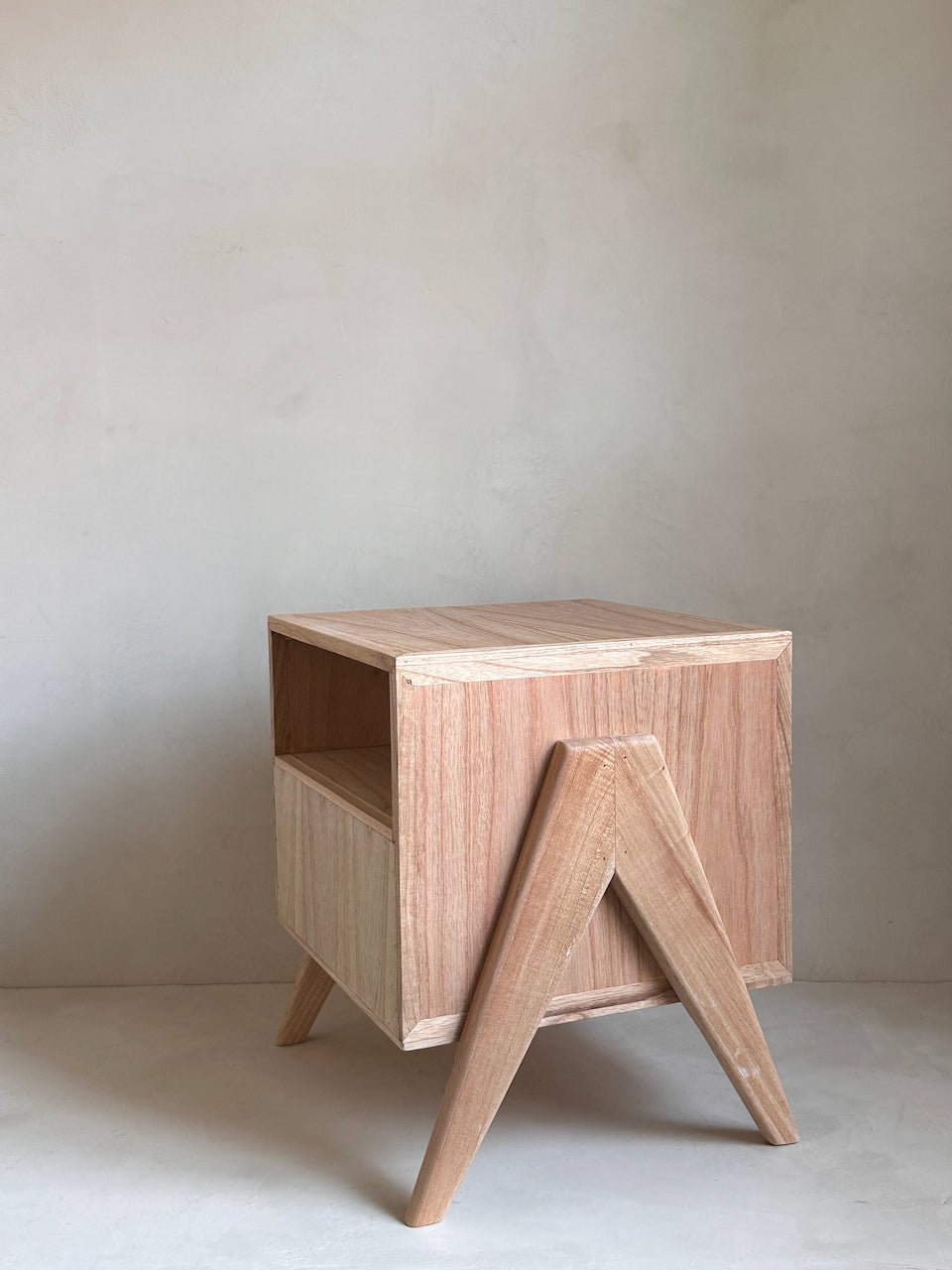 The Corner - Bedside table N° 2 - Side Tables & Stools