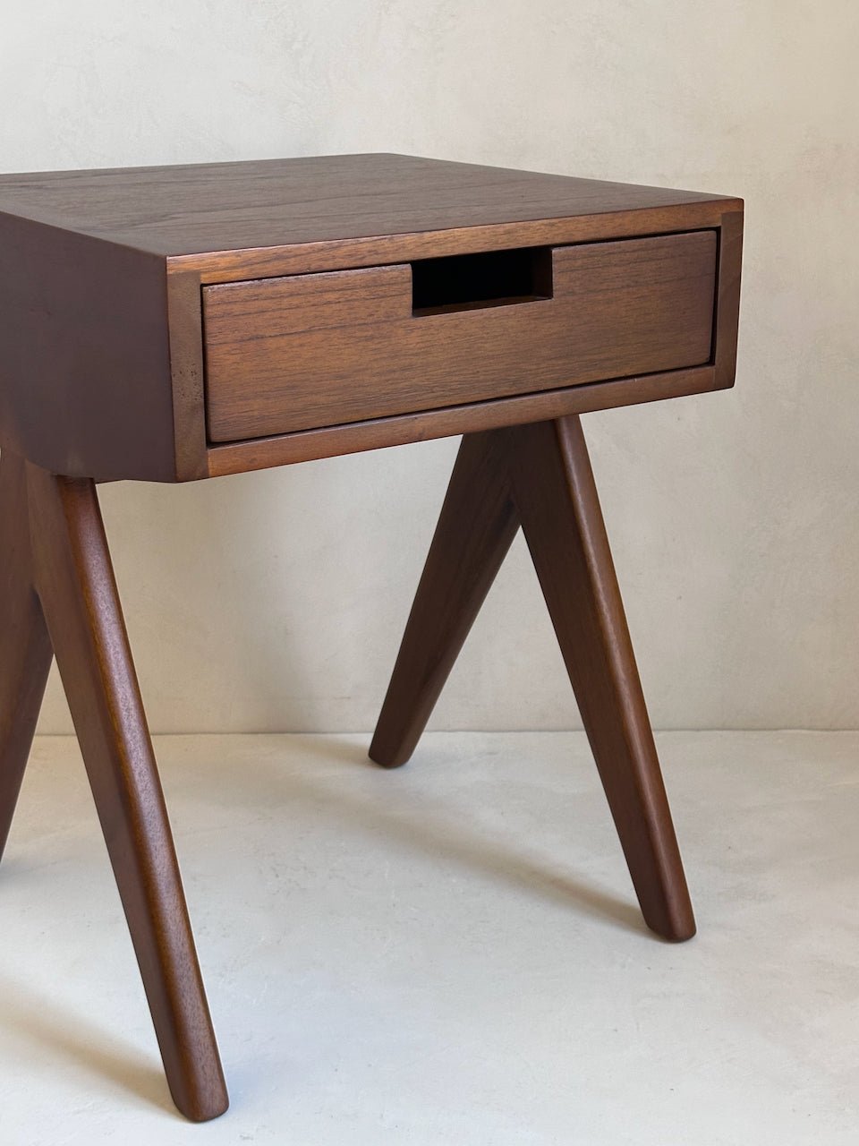 The Corner - Bedside table N° 3 - Side Tables & Stools