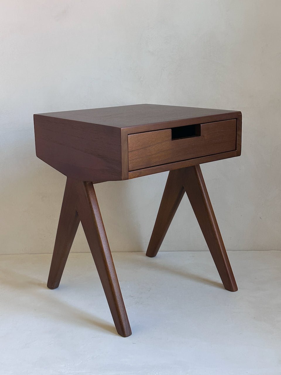The Corner - Bedside table N° 4 - Side Tables & Stools