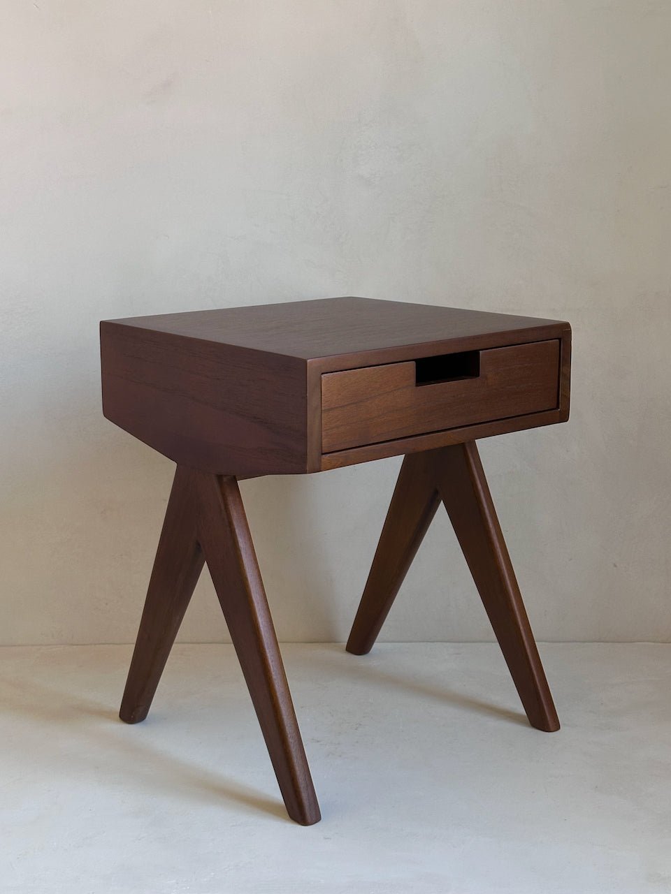 The Corner - Bedside table N° 4 - Side Tables & Stools