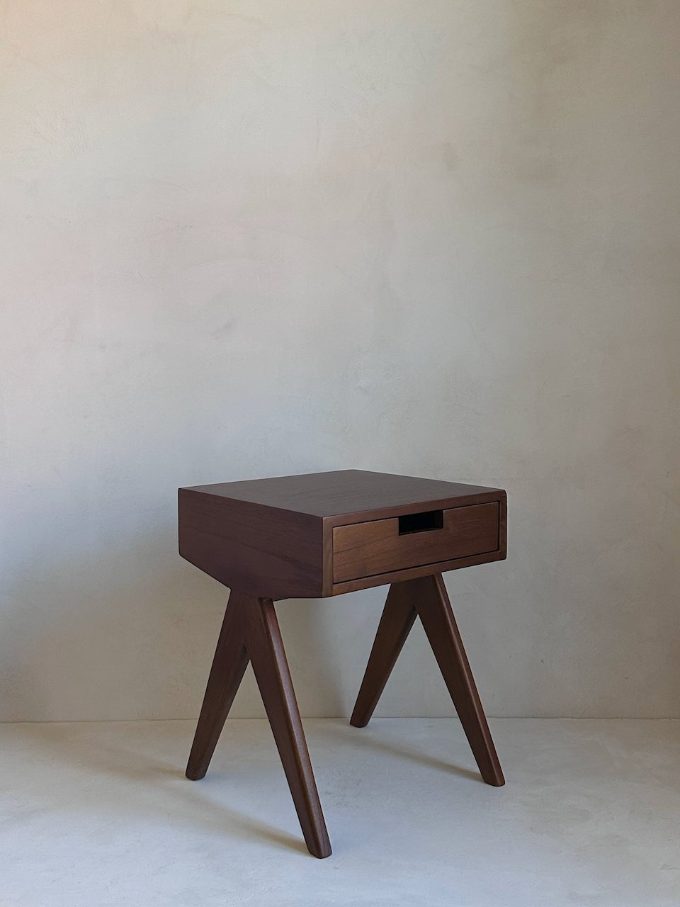 The Corner - Bedside table N° 4 - Side Tables & Stools