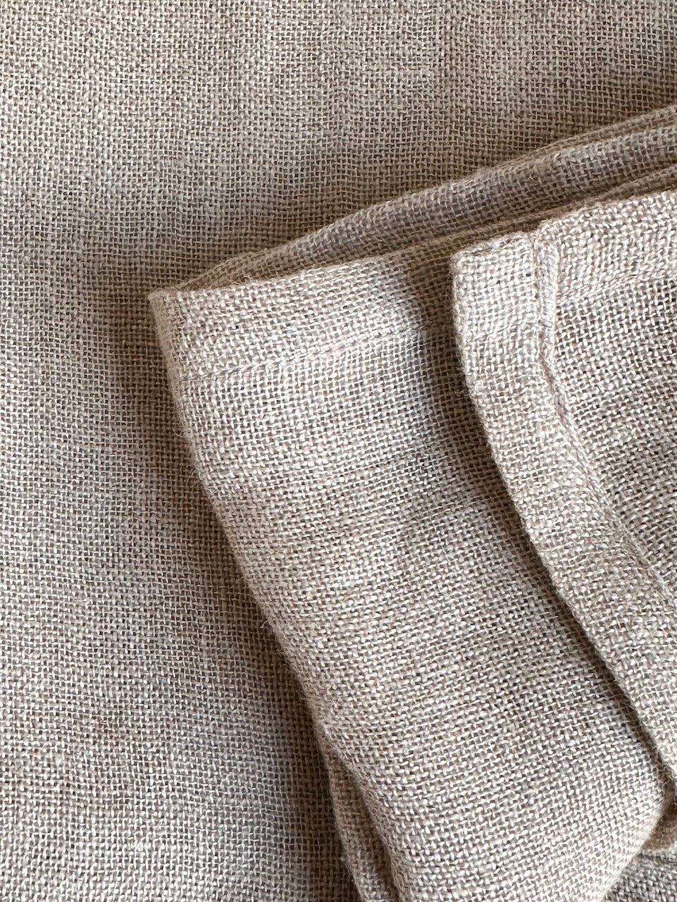 The Corner - Belgian Linen Throw N° 1 - Bedcovers & Throws