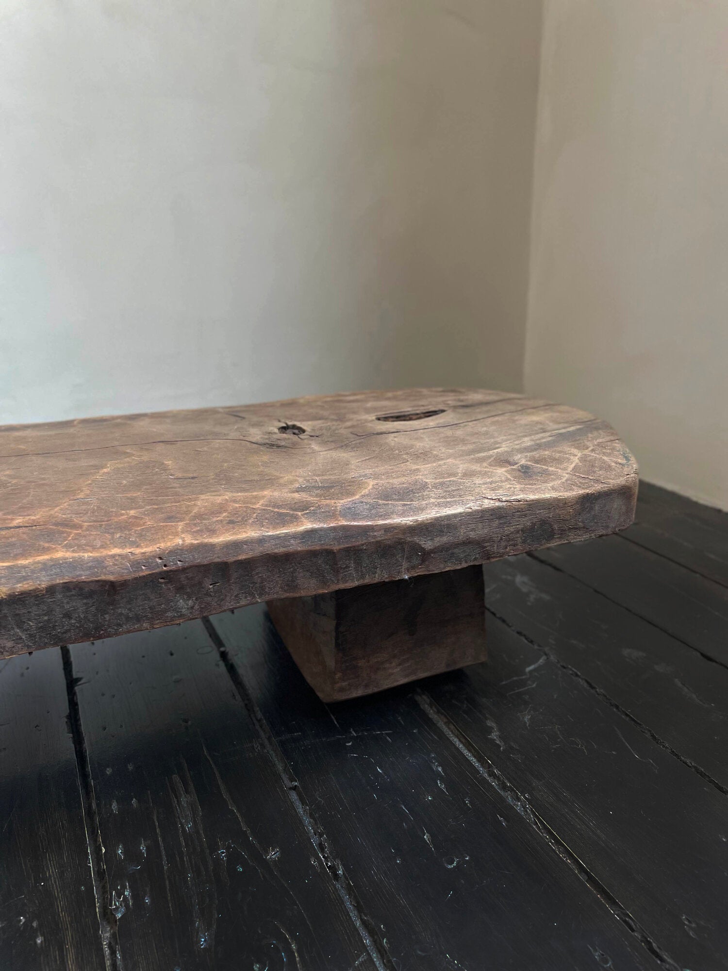 The Corner - Bench Gurage N°4 - African Tables