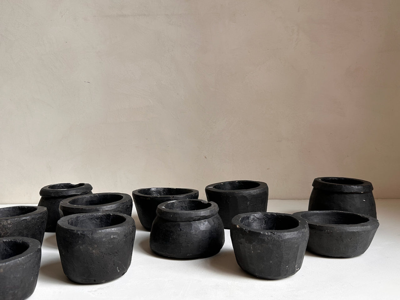 The Corner - Black stone mortar N° 14 - Table & Kitchenware