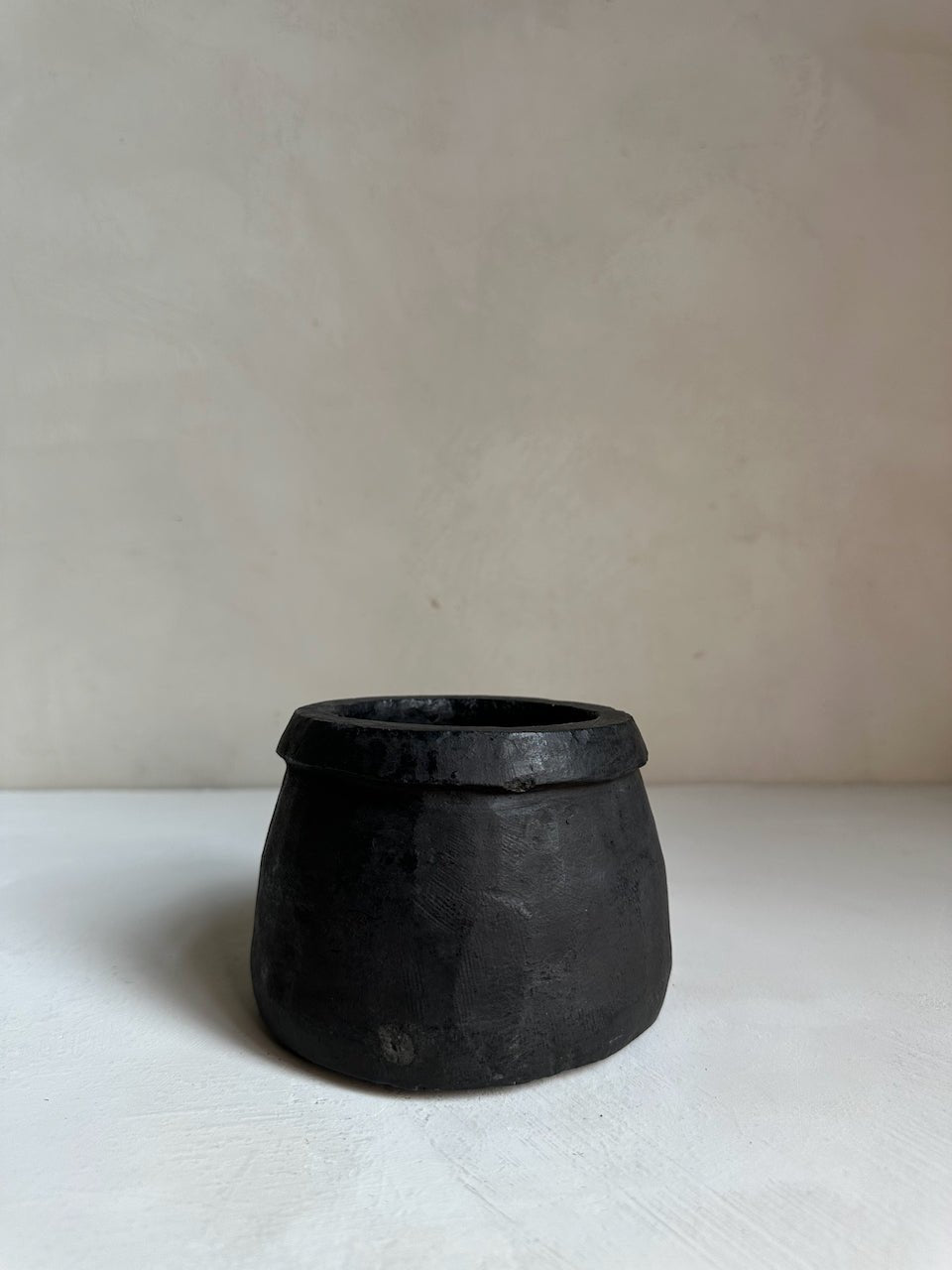 The Corner - Black stone mortar N° 14 - Table & Kitchenware