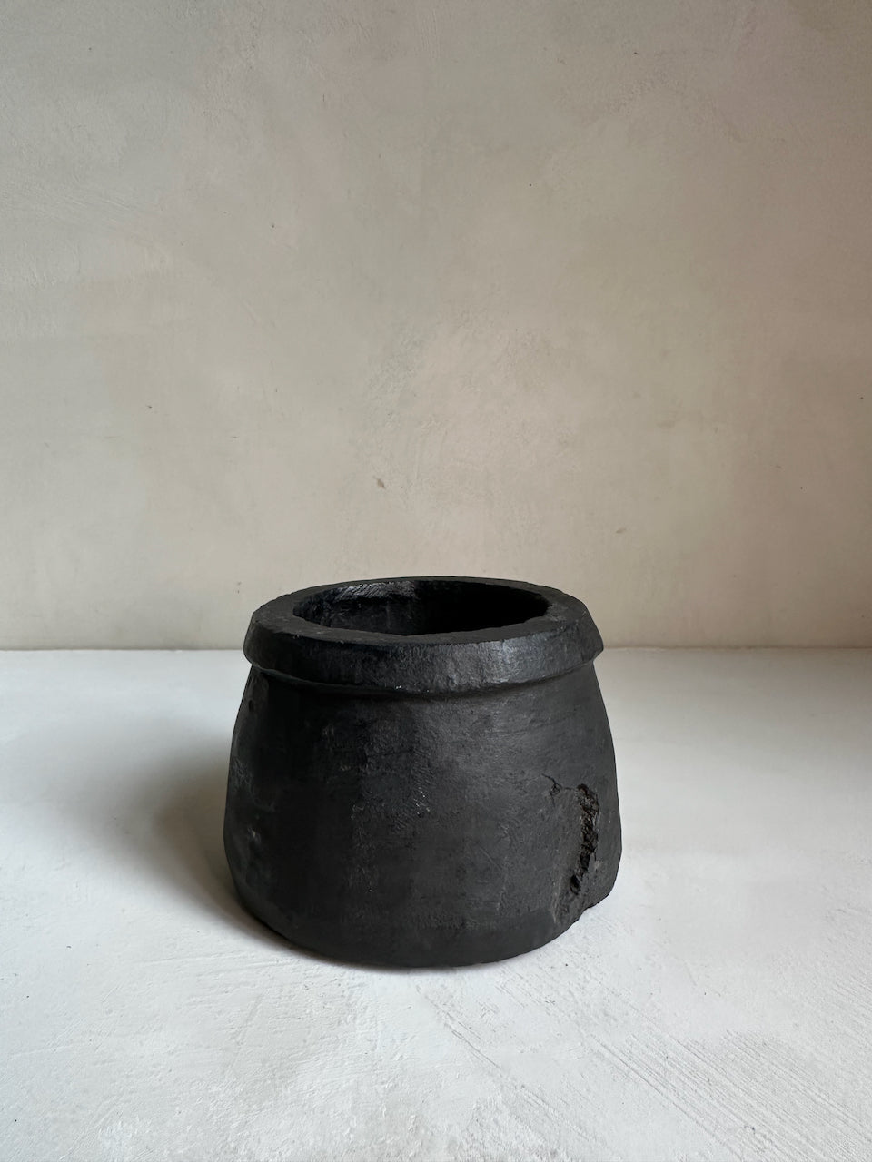 The Corner - Black stone mortar N° 14 - Table & Kitchenware