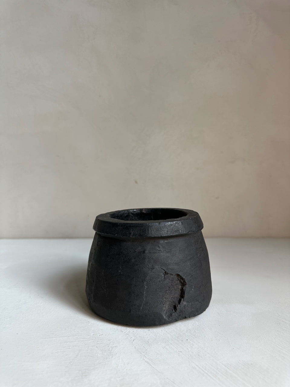 The Corner - Black stone mortar N° 14 - Table & Kitchenware