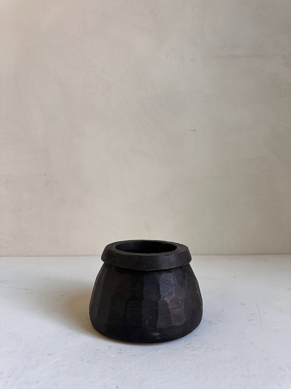 The Corner - Black stone mortar N° 19 - Table & Kitchenware