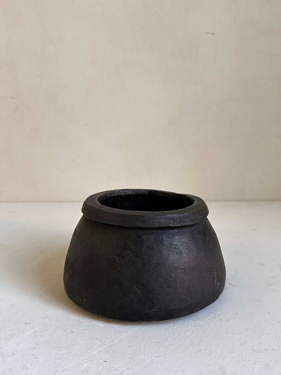 The Corner - Black stone mortar N° 20 - Table & Kitchenware