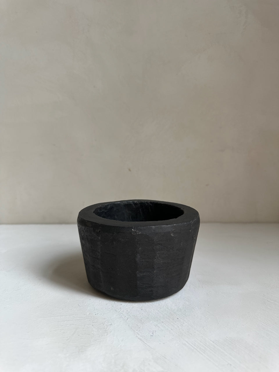 The Corner - Black stone mortar N° 4 - Table & Kitchenware