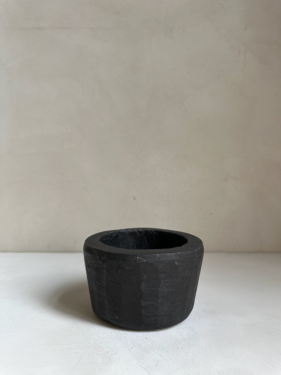 The Corner - Black stone mortar N° 4 - Table & Kitchenware