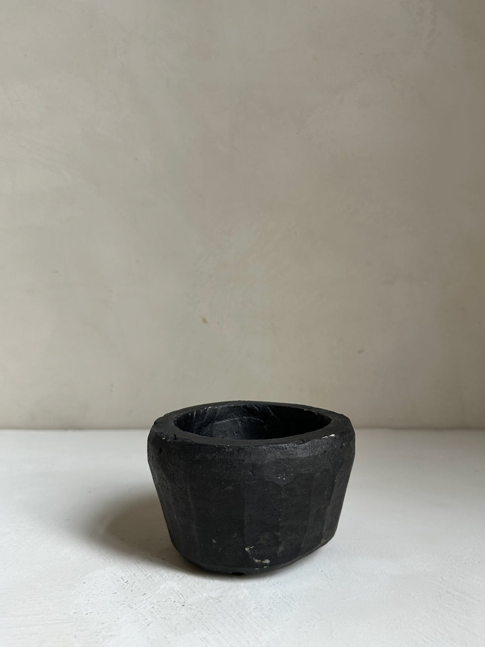 The Corner - Black stone mortar N° 5 - Table & Kitchenware