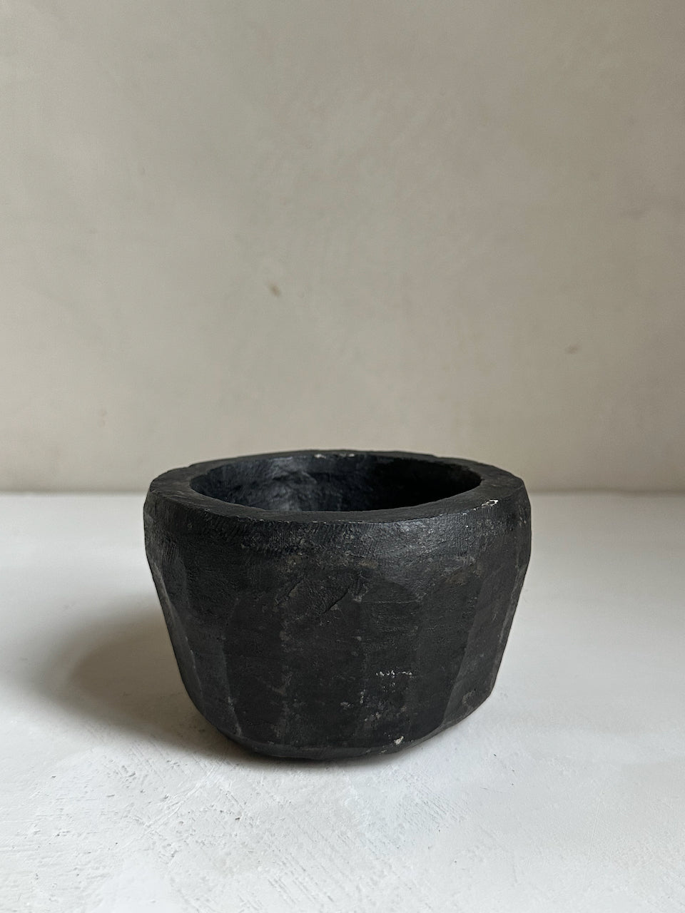 The Corner - Black stone mortar N° 5 - Table & Kitchenware