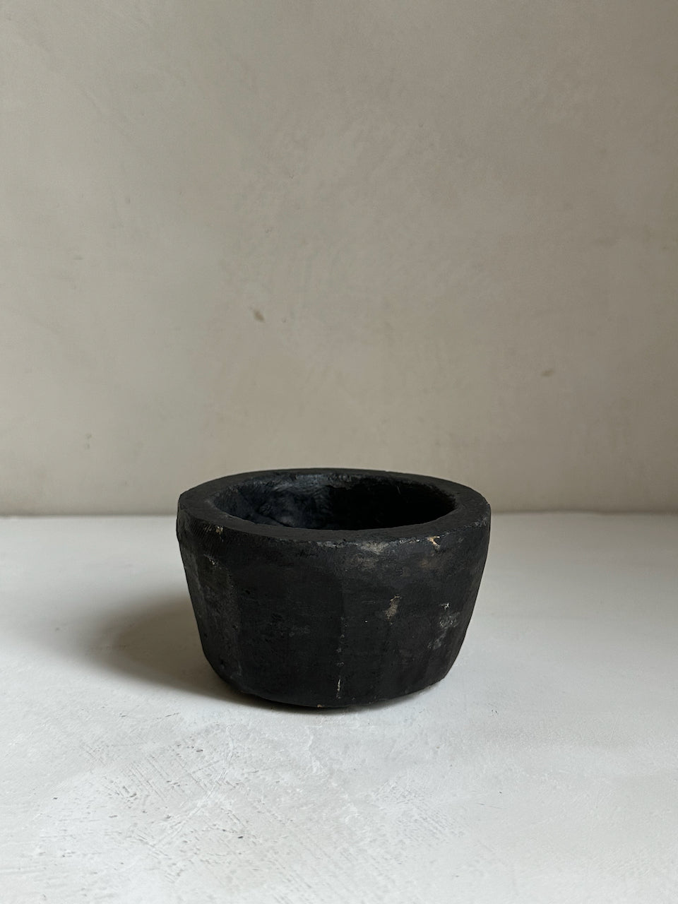 The Corner - Black stone mortar N° 6 - Table & Kitchenware