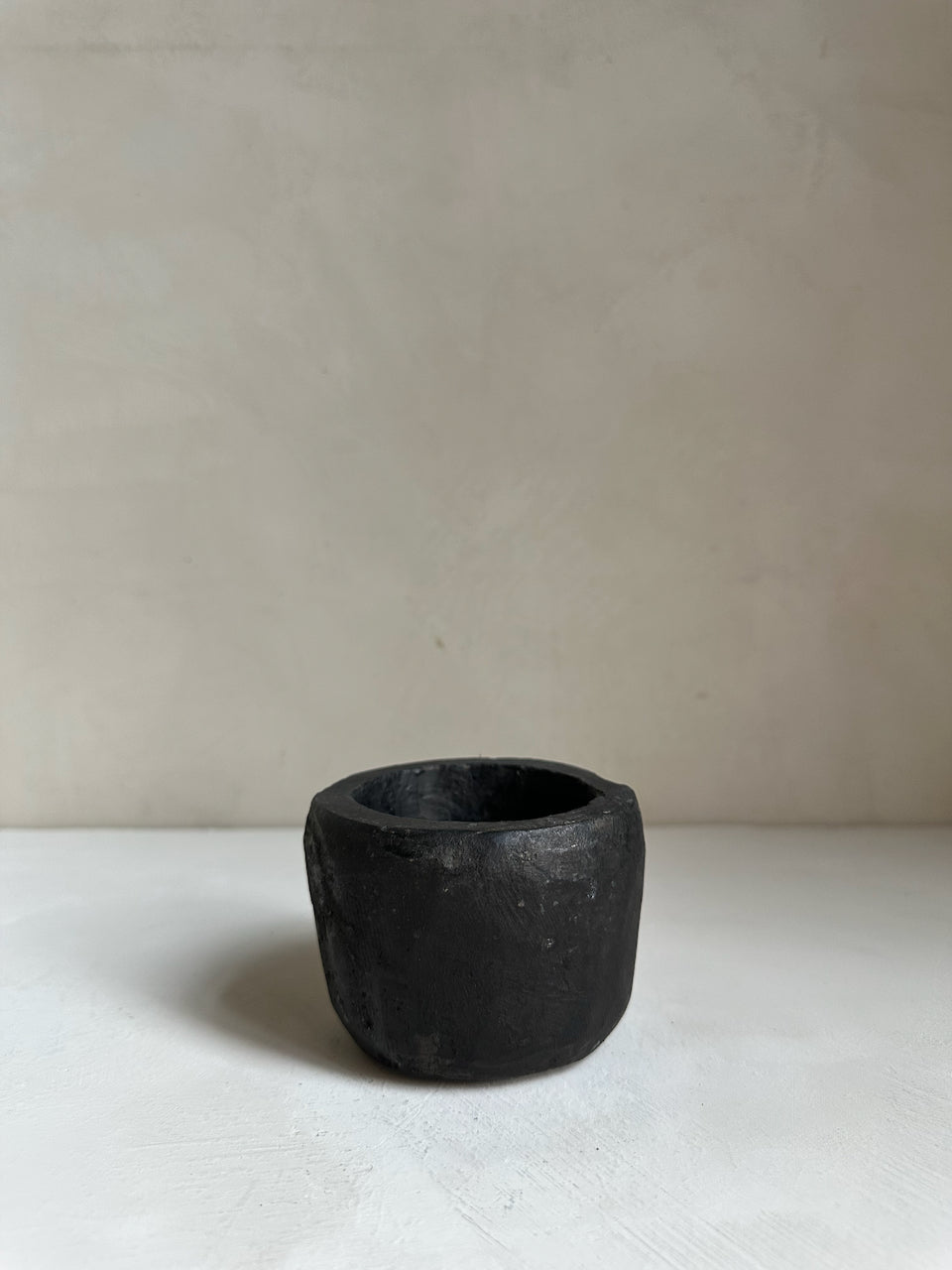 The Corner - Black stone mortar N° 8 - Table & Kitchenware