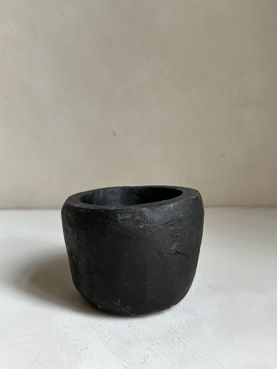 The Corner - Black stone mortar N° 8 - Table & Kitchenware