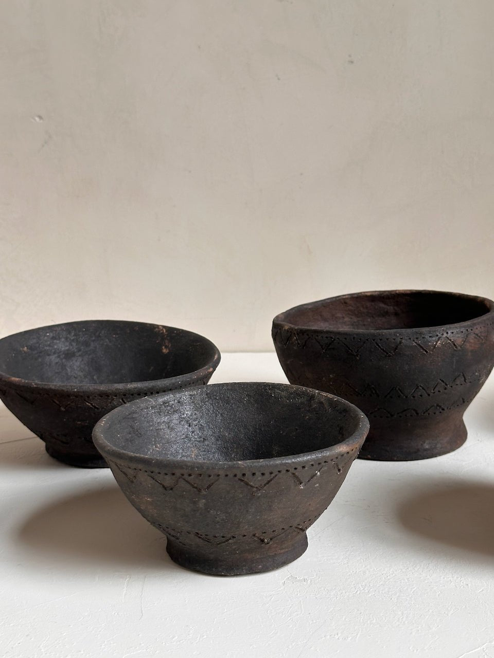 The Corner - Black terracotta bowl N° 7 - Pots & Vases