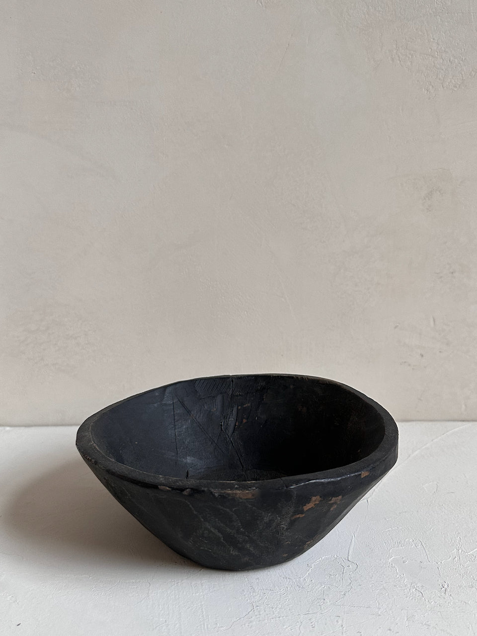 The Corner - Black wooden bowl N° 14 - Decoration