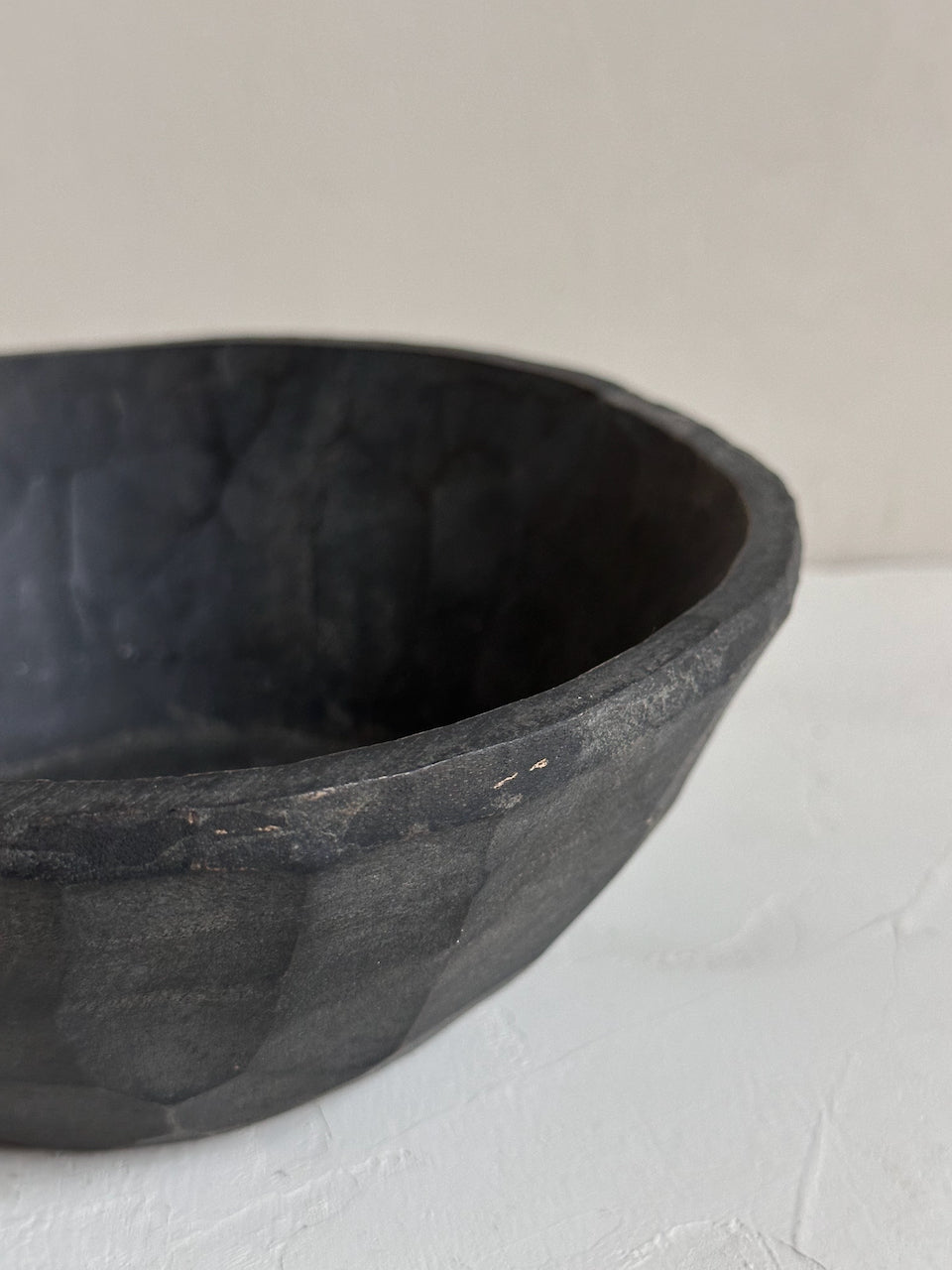 The Corner - Black wooden bowl N° 14 - Decoration