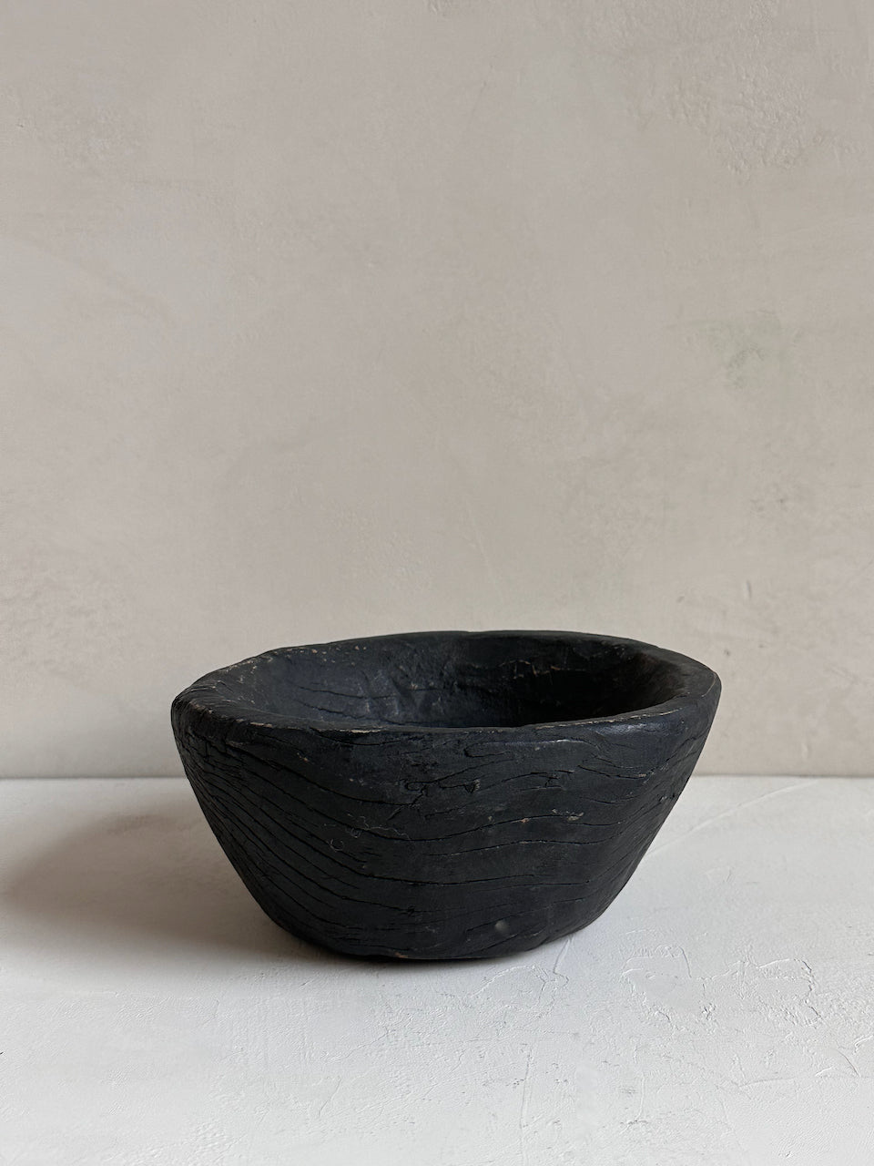 The Corner - Black wooden bowl N° 6 - Decoration