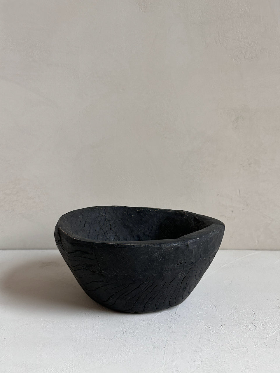 The Corner - Black wooden bowl N° 6 - Decoration